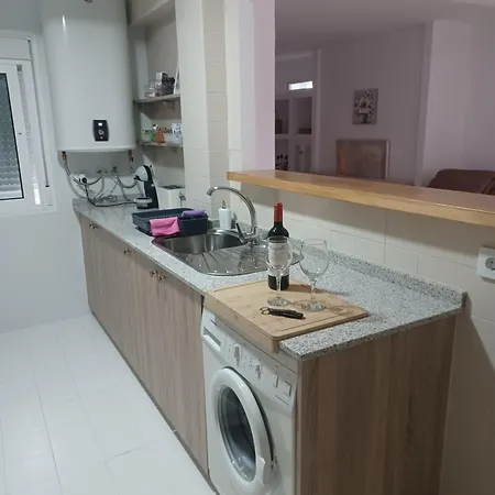 Atico En Estepona, Malaga شقة *